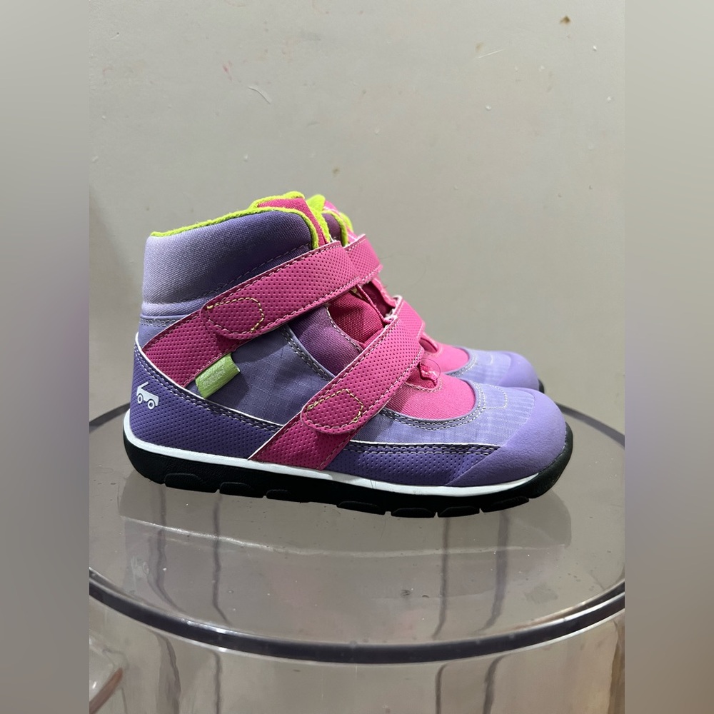 BRAND NEW See Kai Run Atlas purple gradient waterproof/insulated boots